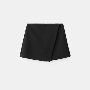 Elegant Black Skort